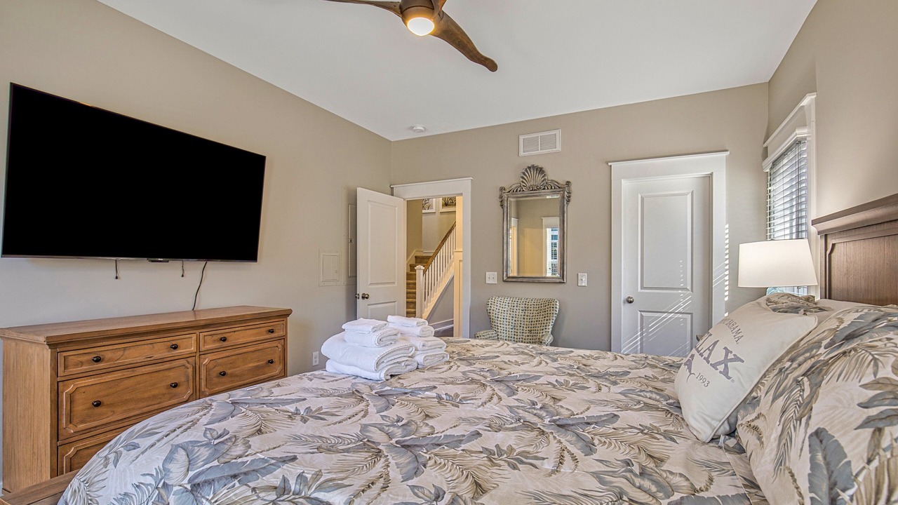 Photo of Bedroom in Folly Field