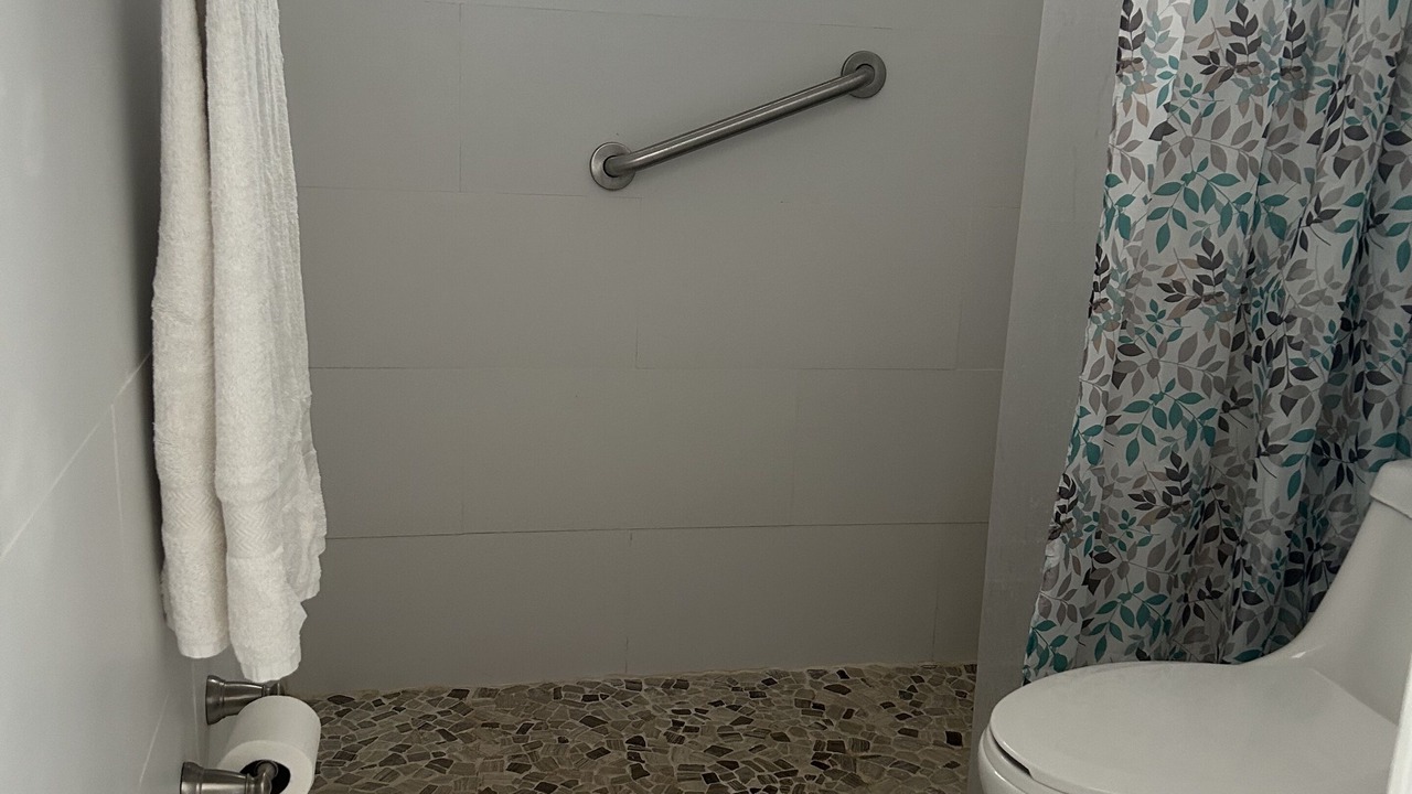 Photo of Bathroom in Salinas