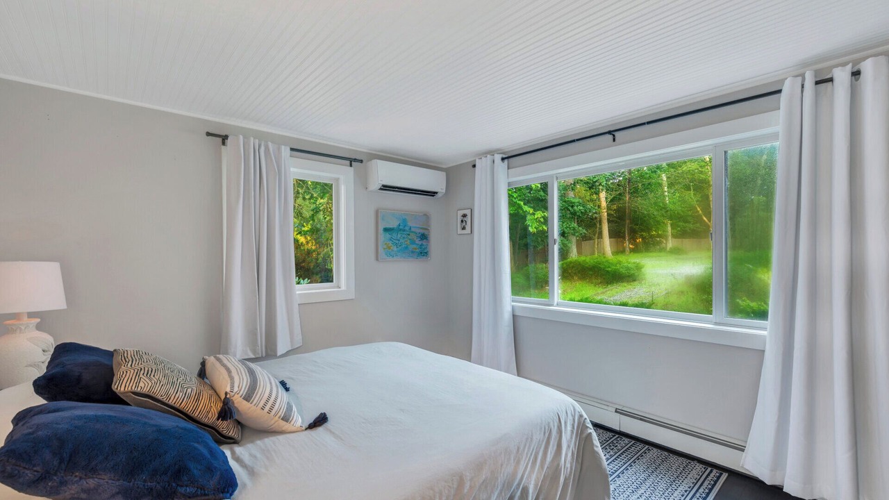 Photo of Bedroom in Mattituck