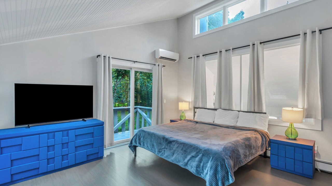 Photo of Bedroom in Mattituck