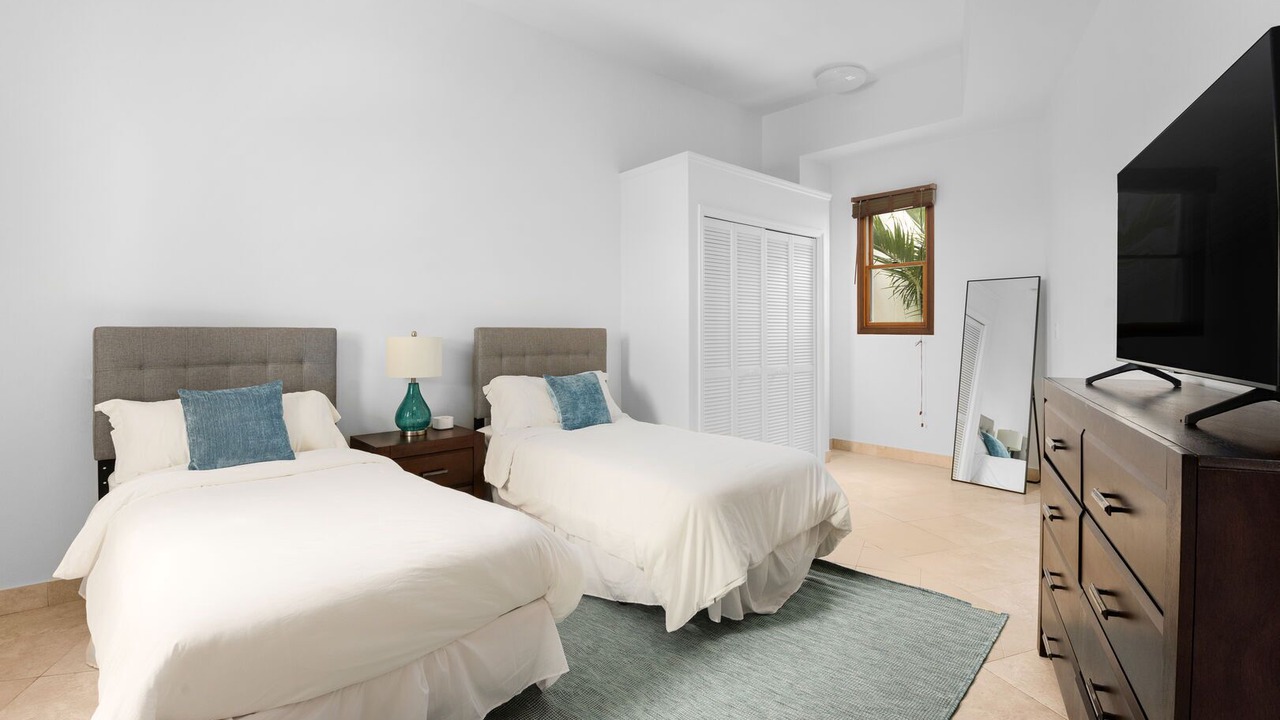 Photo of Bedroom in Leeward Settlement