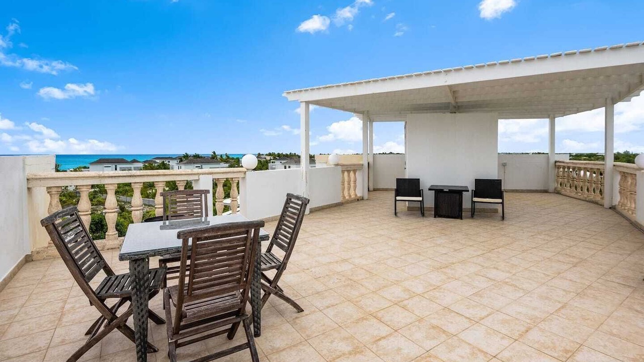 Photo of Outdoor in Leeward Settlement