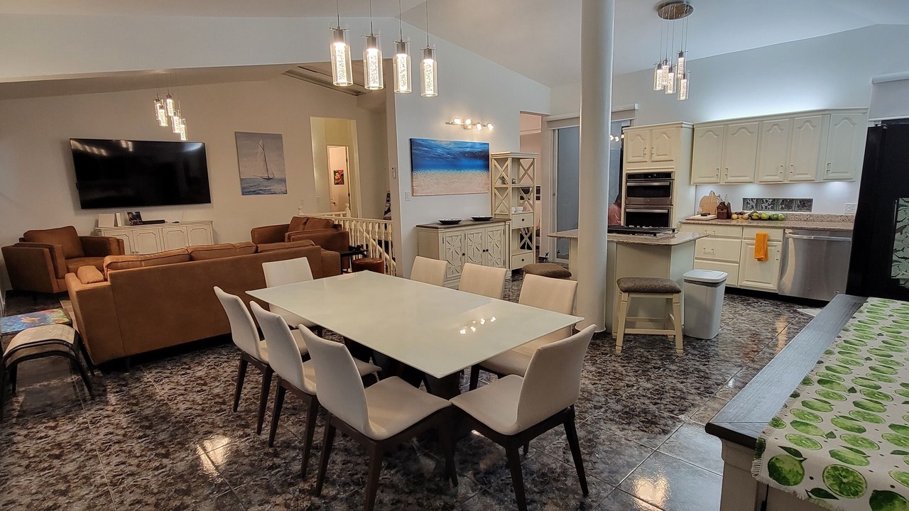 Photo of Livingroom in Mameyes II
