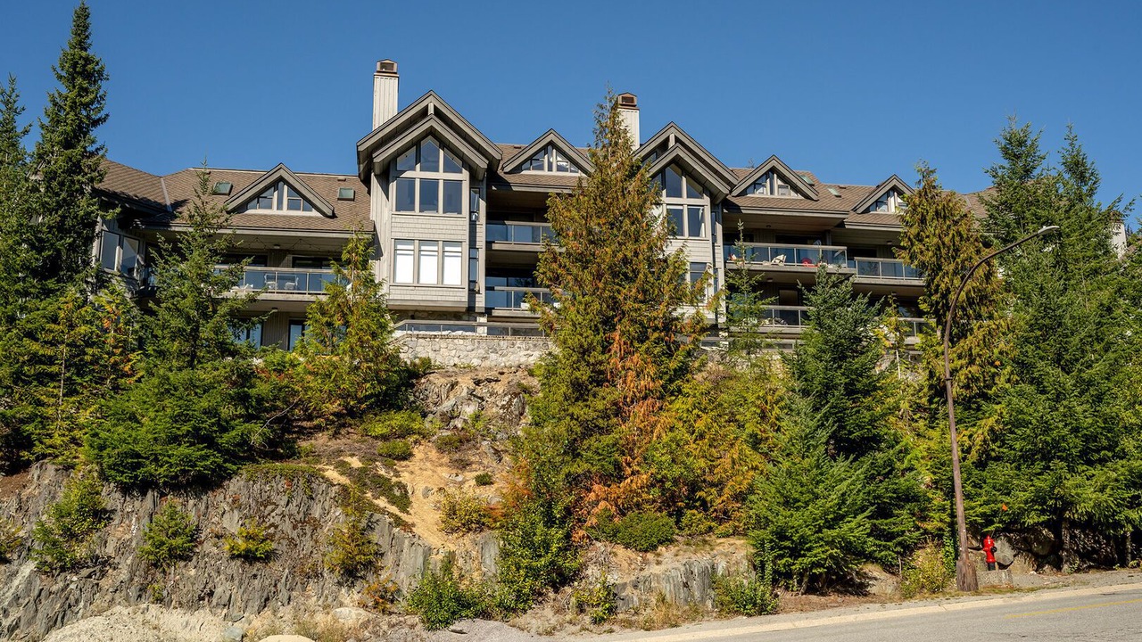 Photo of Outdoor in Blueberry Hill