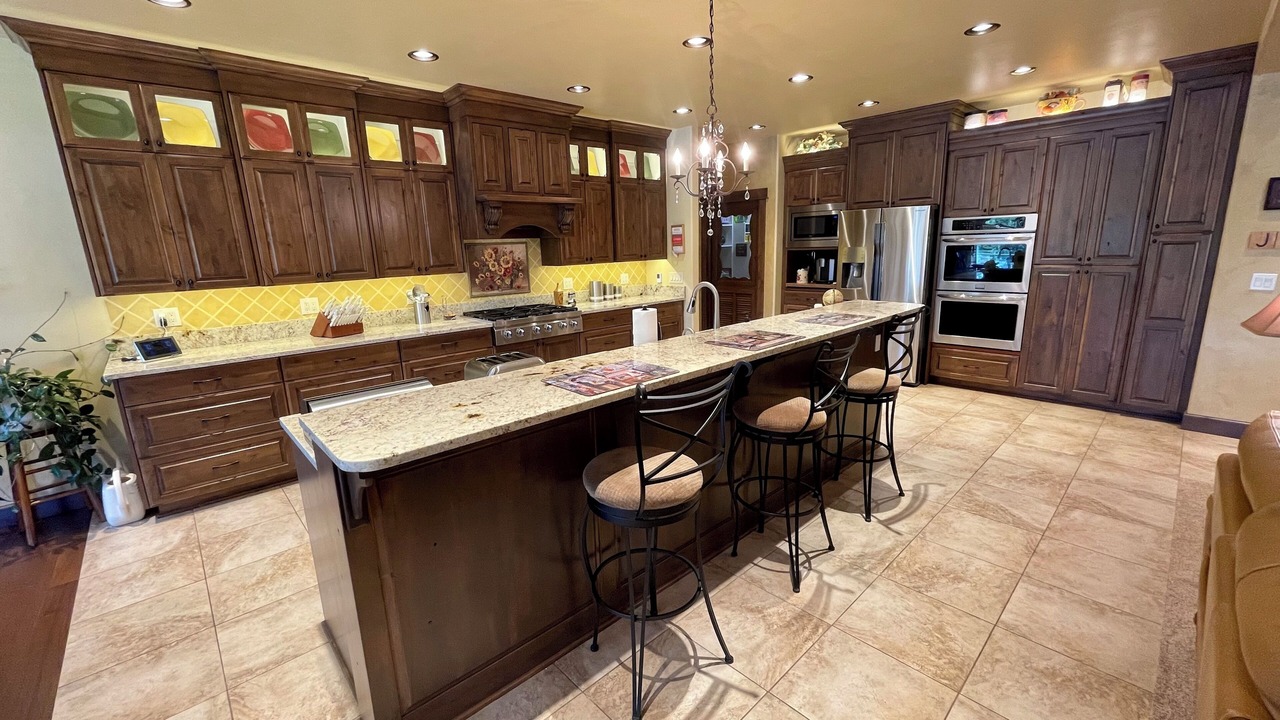 Photo of Kitchen in Oregon Water Wonderland