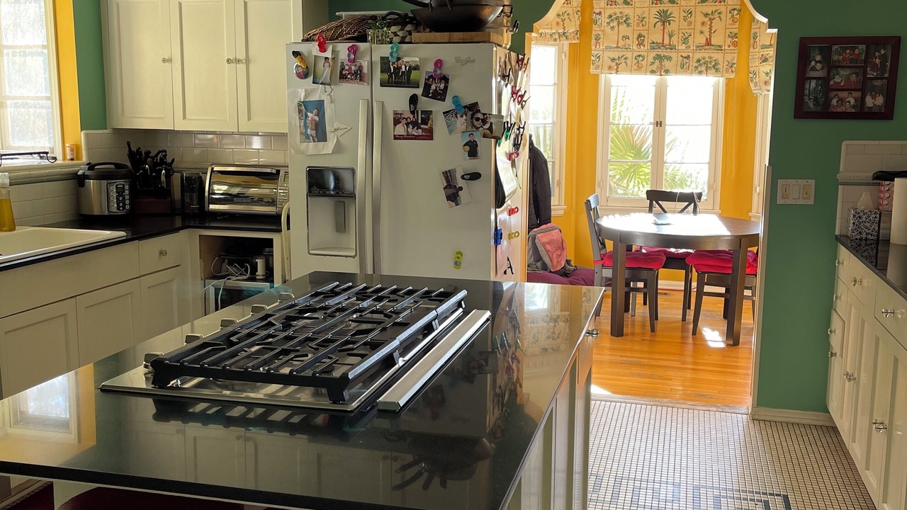Photo of Kitchen in Rossmoyne