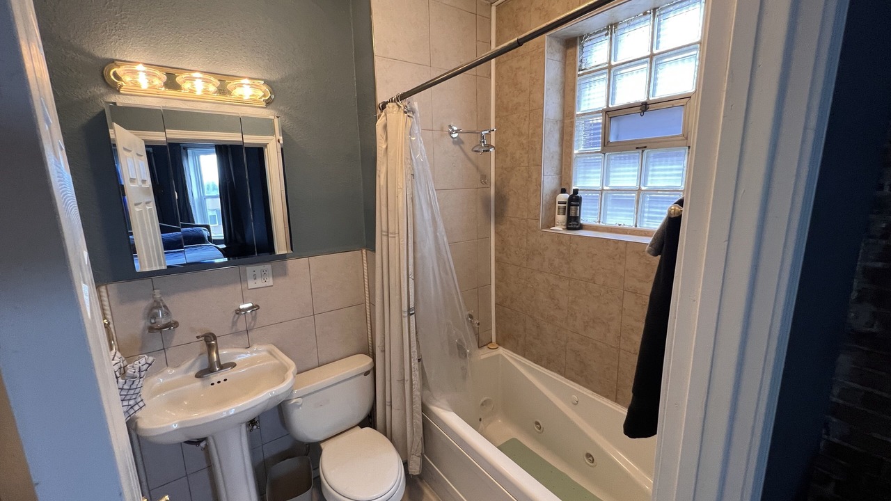 Photo of Bathroom in Southwest Garden