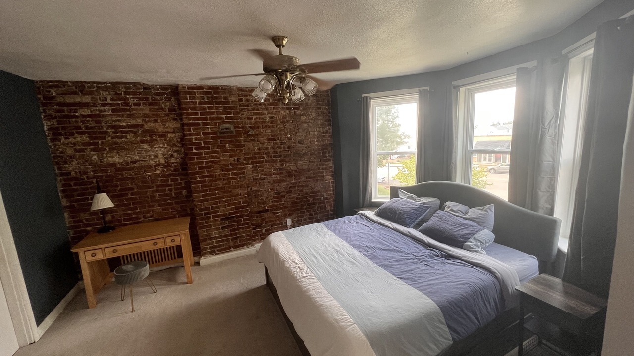 Photo of Bedroom in Southwest Garden