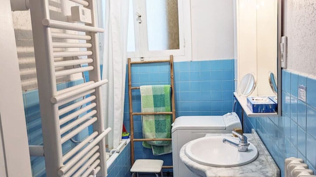 Photo of Bathroom in Brignais