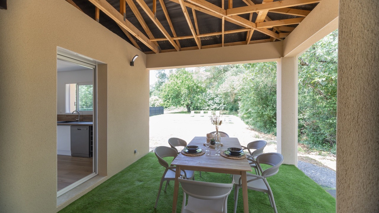Photo of Outdoor in Berrias-et-Casteljau