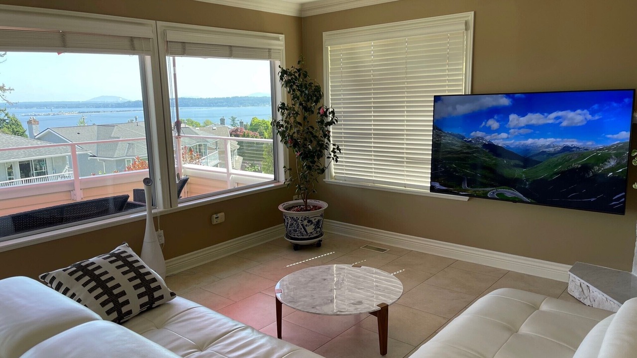 Photo of Livingroom in White Rock