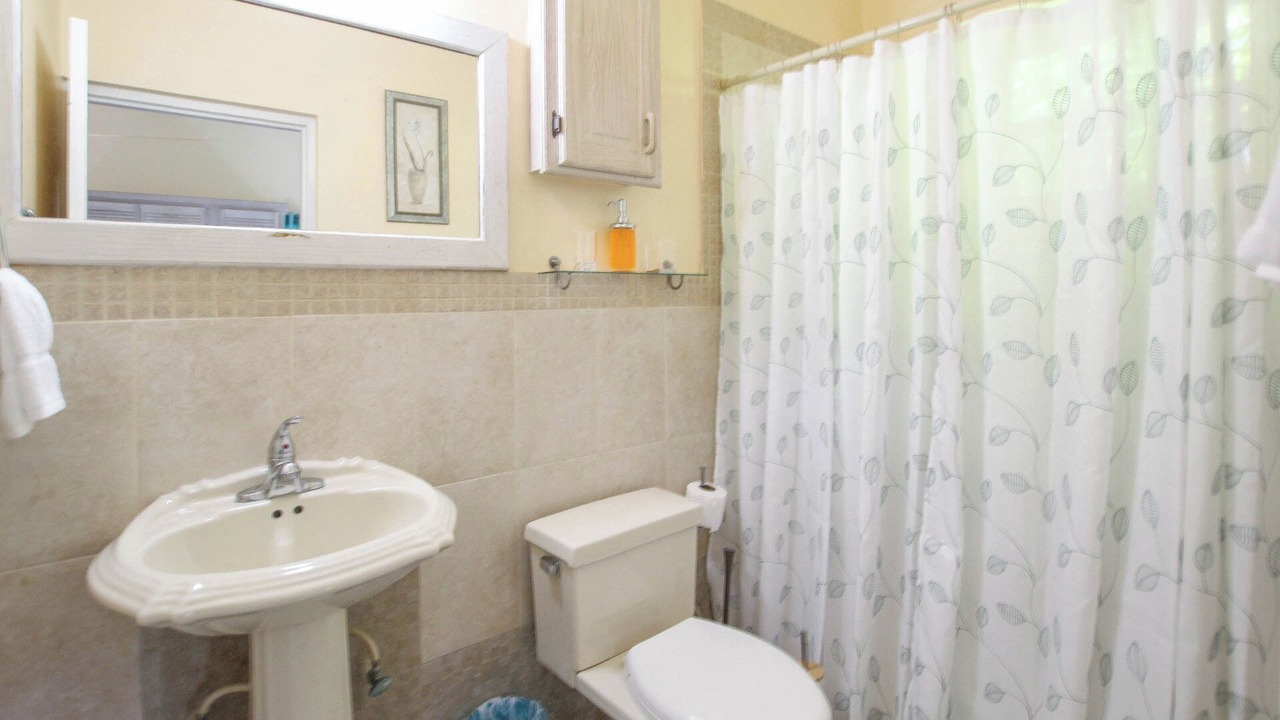 Photo of Bathroom in Sunset Crest