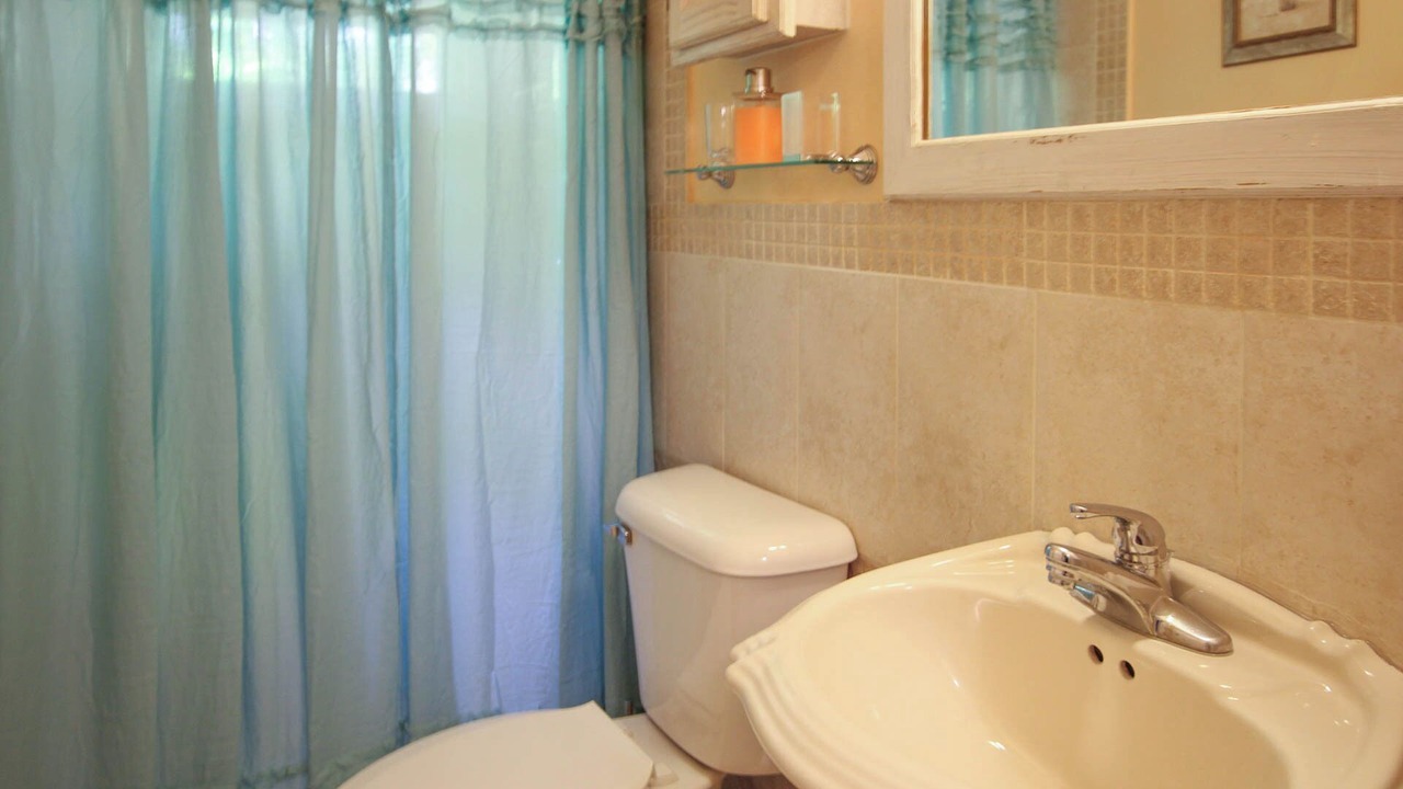 Photo of Bathroom in Sunset Crest