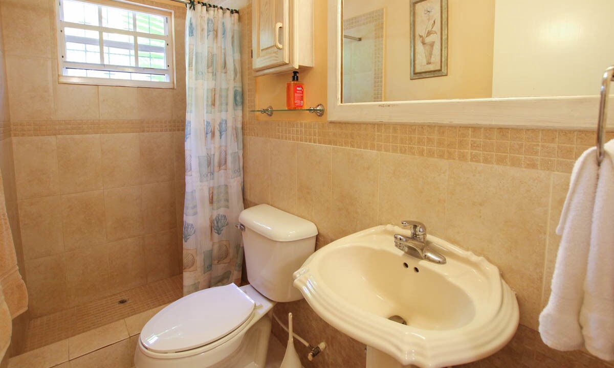 Photo of Bathroom in Sunset Crest