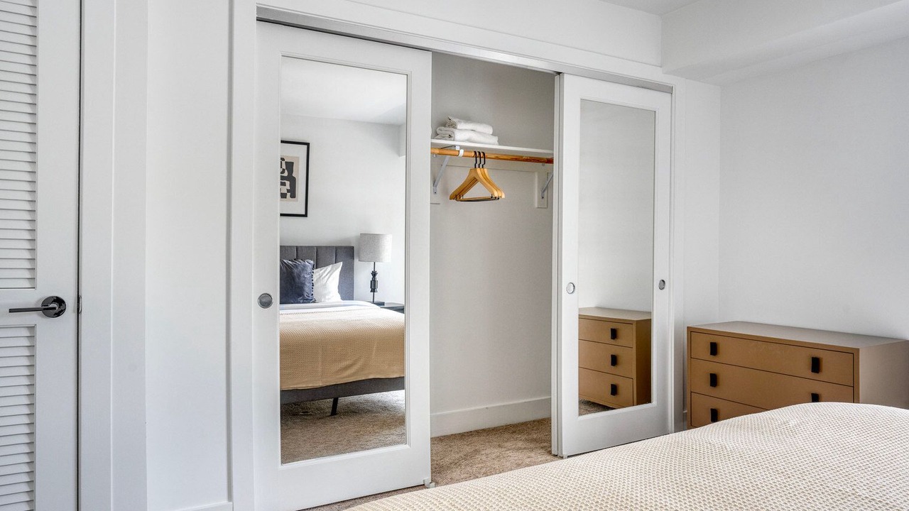 Photo of Bedroom in Sharon Heights