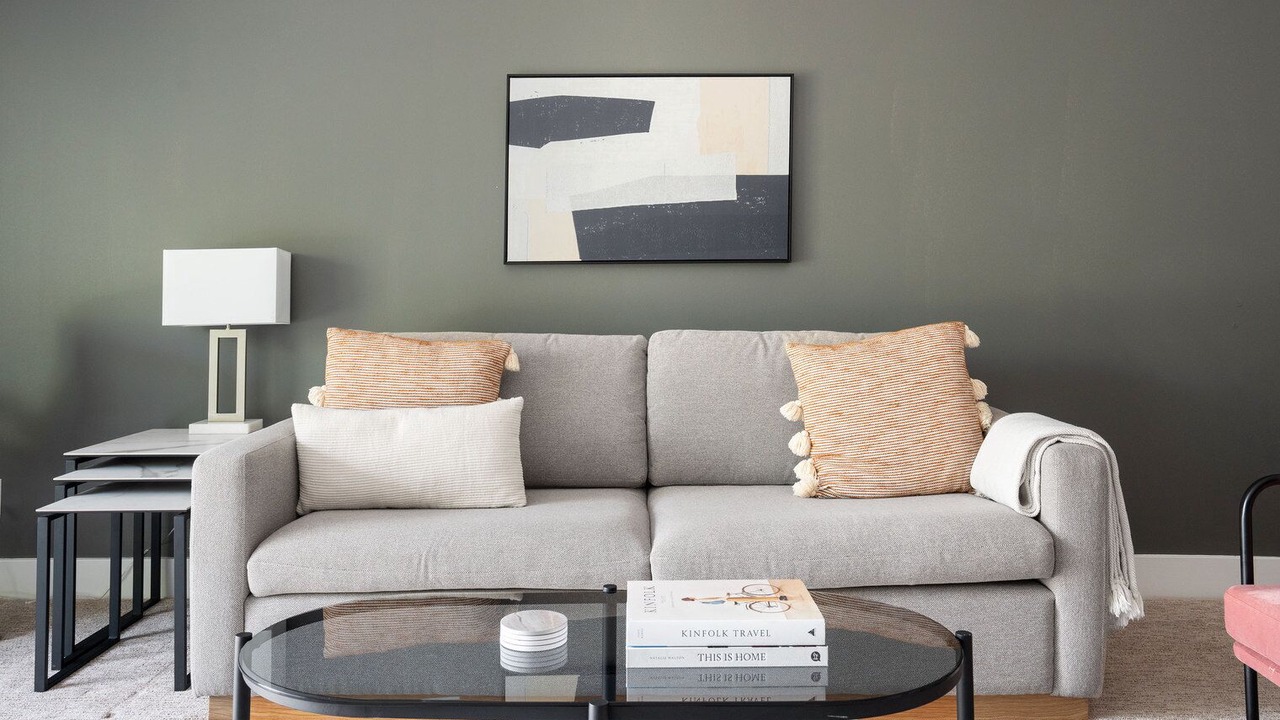 Photo of Livingroom in Sharon Heights