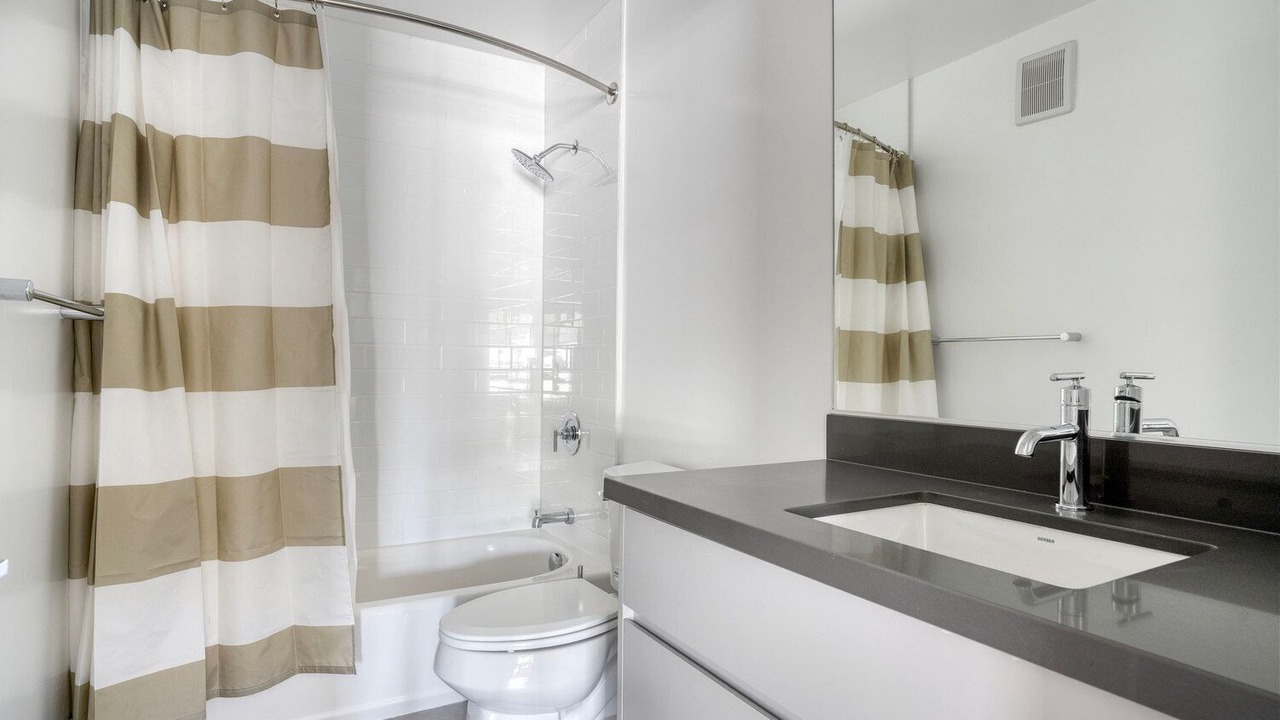 Photo of Bathroom in Sharon Heights