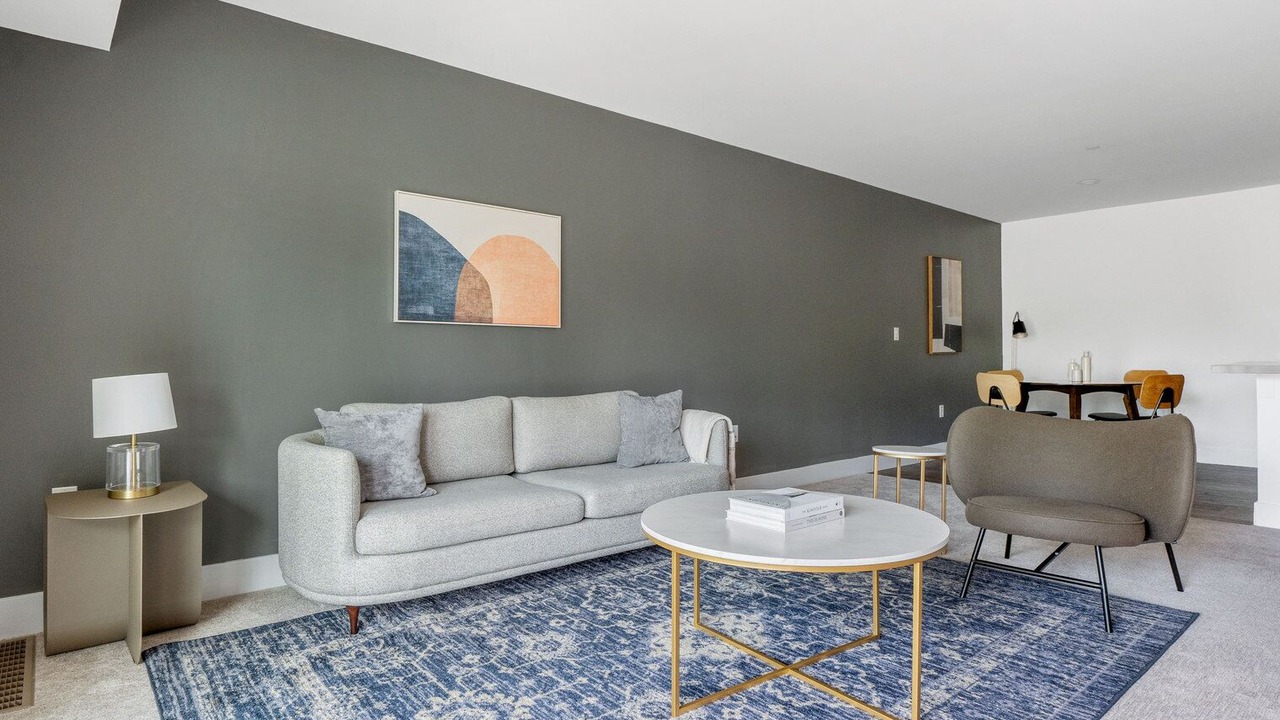 Photo of Livingroom in Sharon Heights