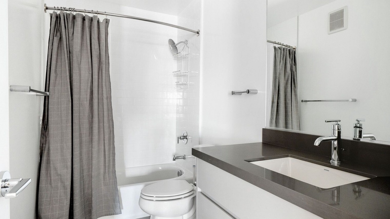 Photo of Bathroom in Sharon Heights