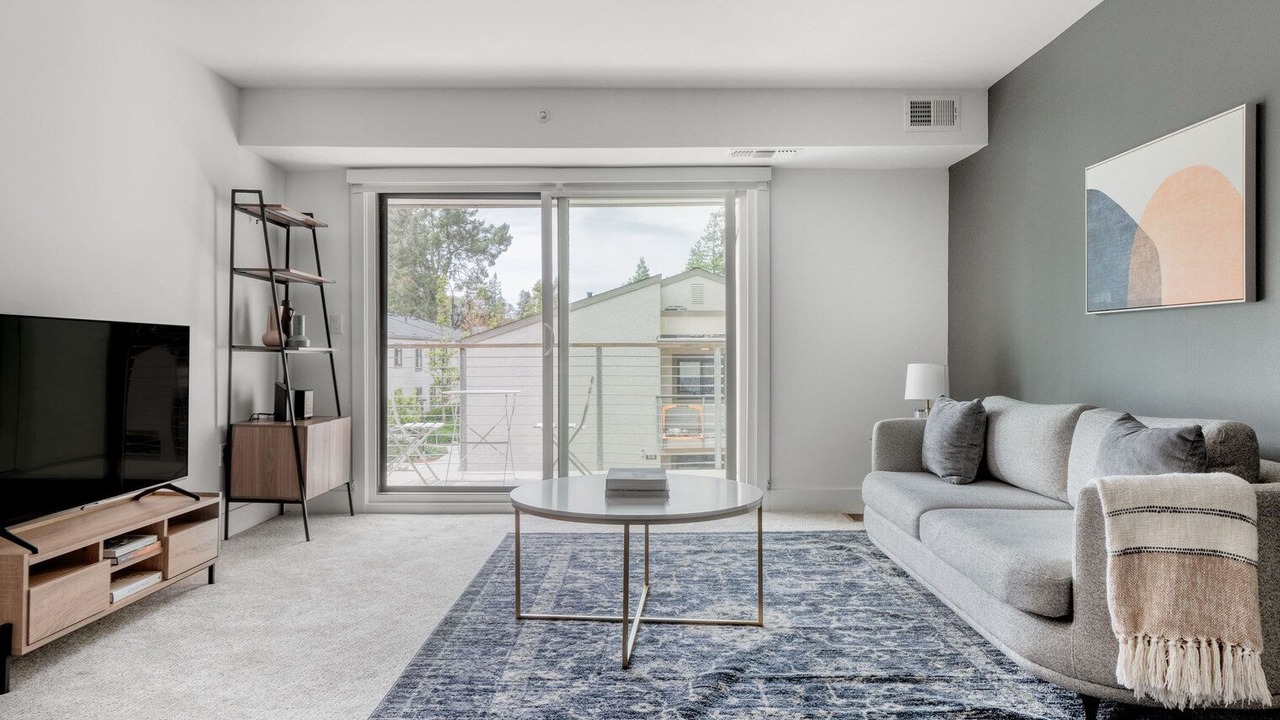 Photo of Livingroom in Sharon Heights