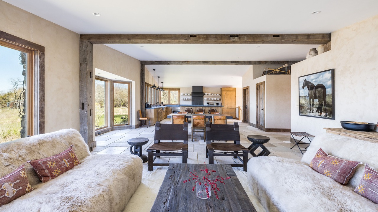 Photo of Livingroom in Springs
