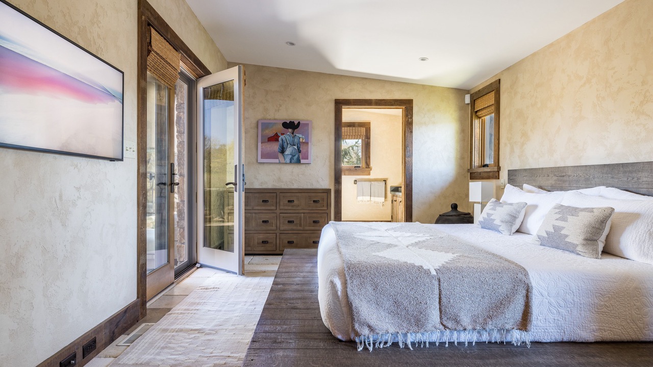 Photo of Bedroom in Springs
