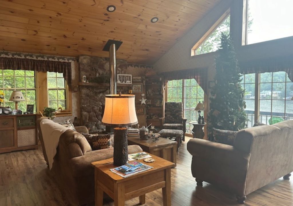 Photo of Livingroom in Stark