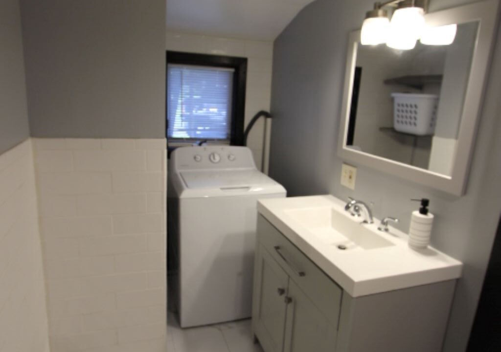 Photo of Bathroom in Town of Delaware