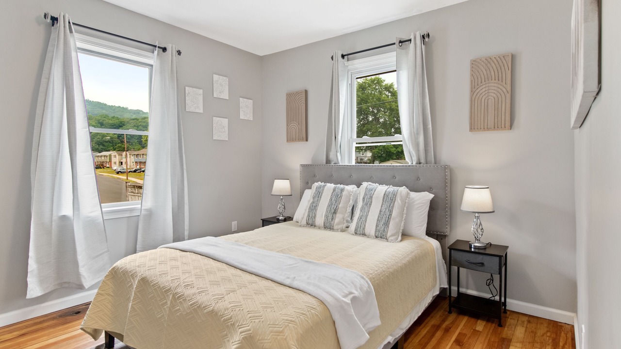 Photo of Bedroom in Bristol