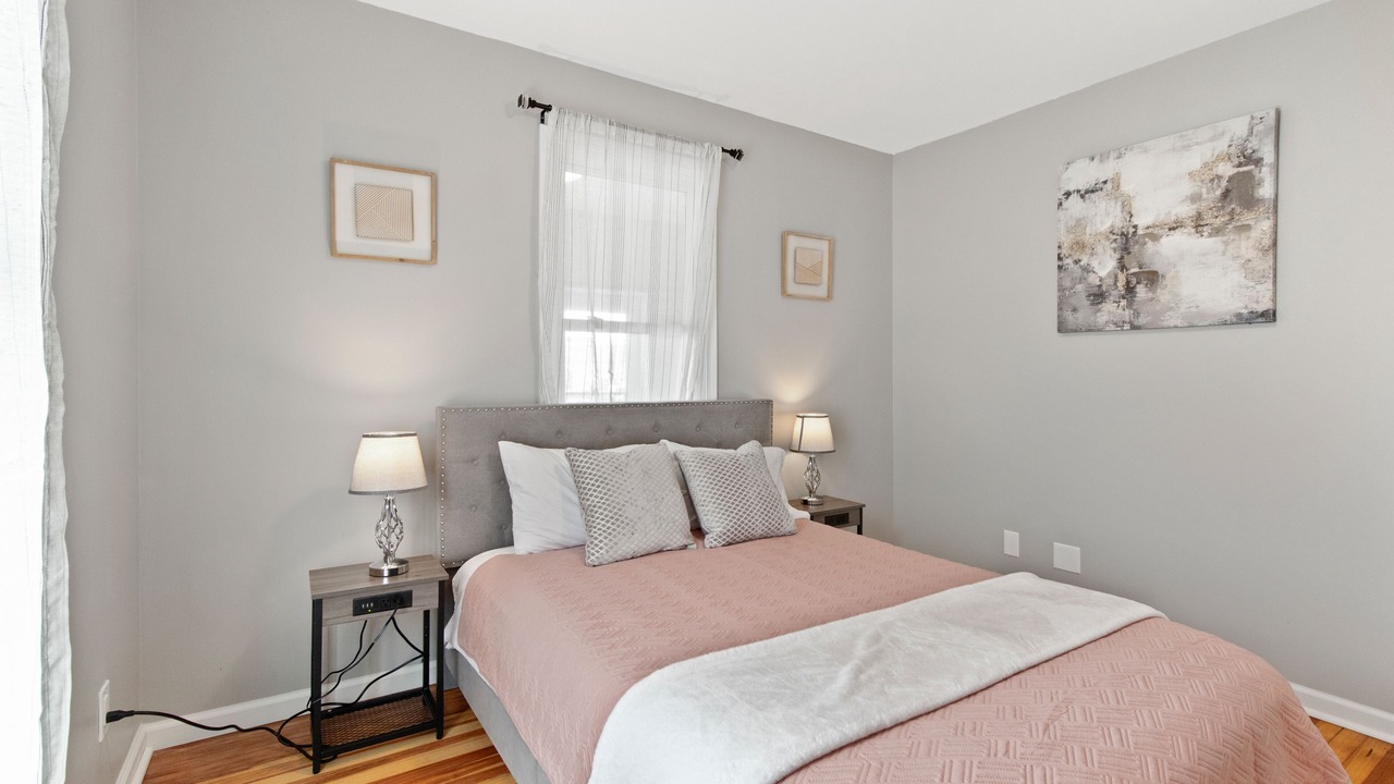 Photo of Bedroom in Bristol