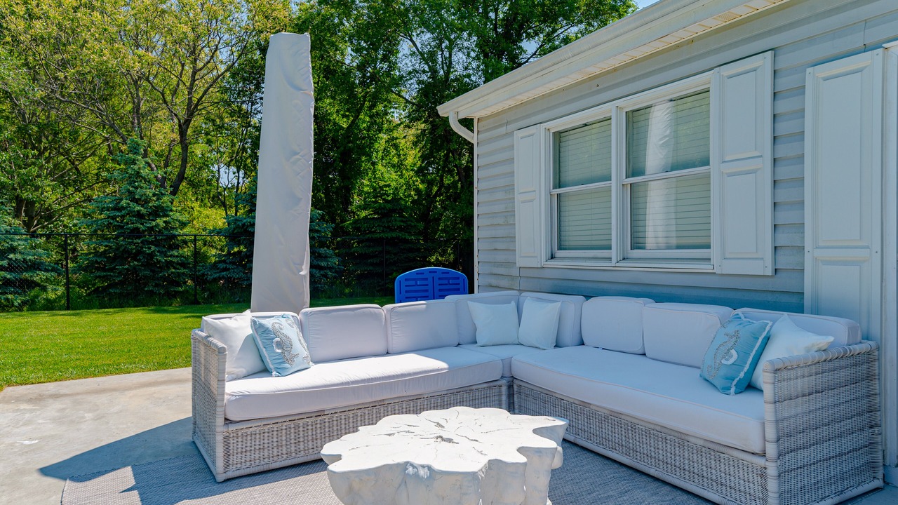 Photo of Patio Balcony in Orient Point