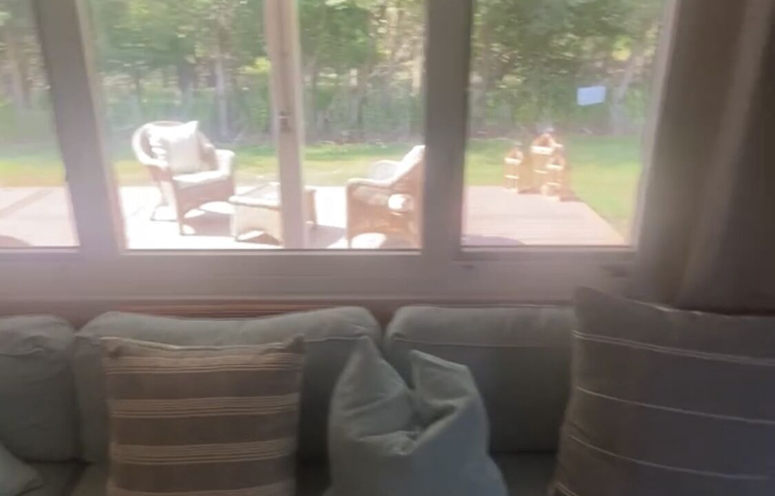 Photo of Livingroom in Hampton Bays