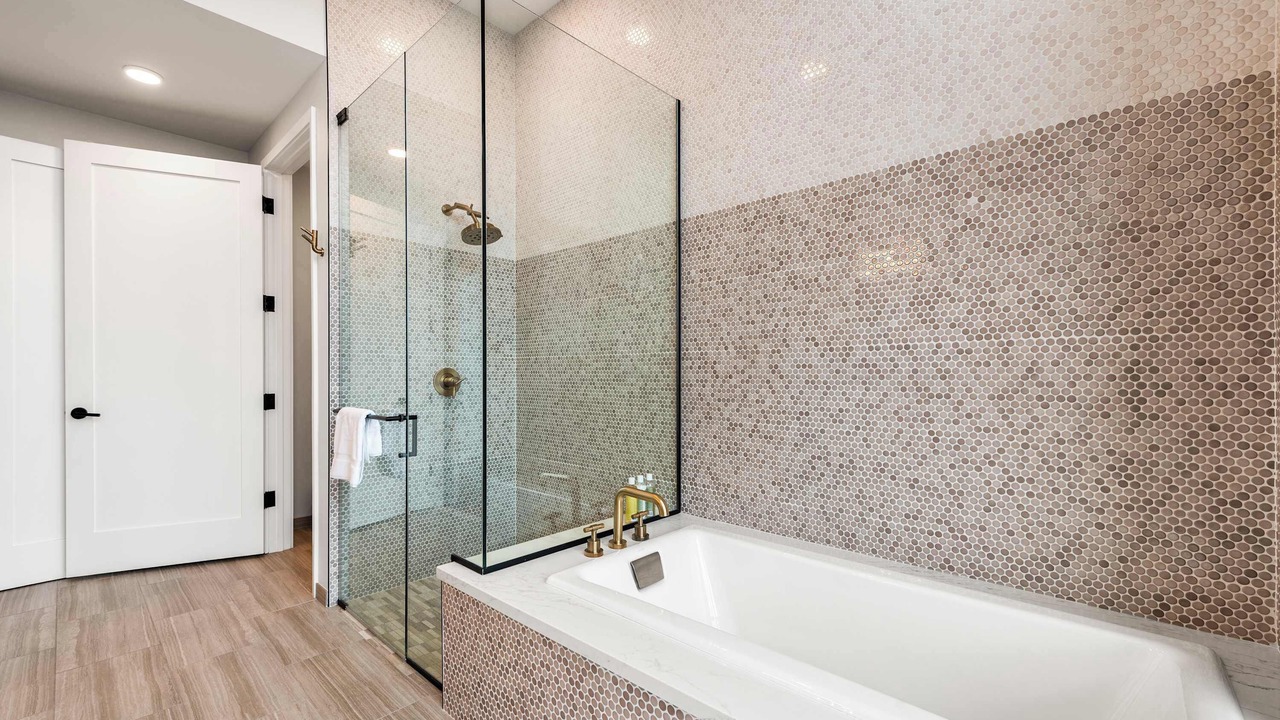 Photo of Bathroom in River West