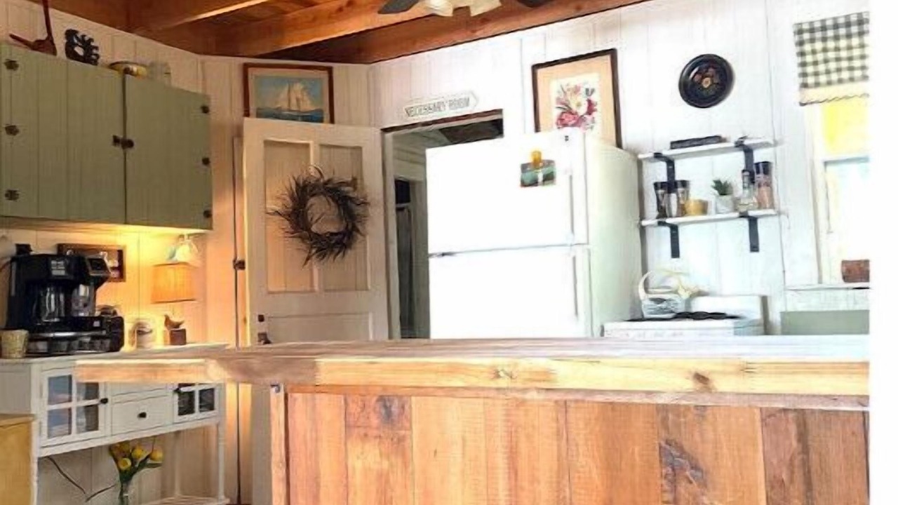 Photo of Kitchen in Melrose