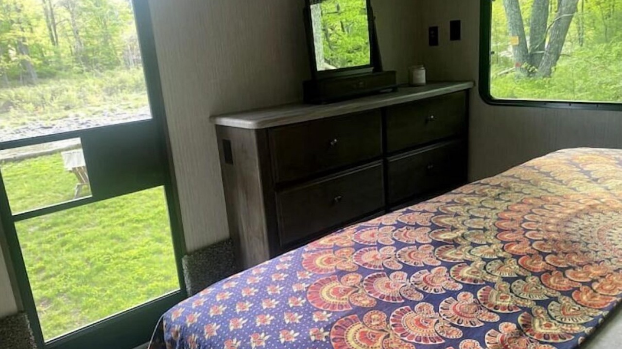 Photo of Bedroom in Mount Tremper