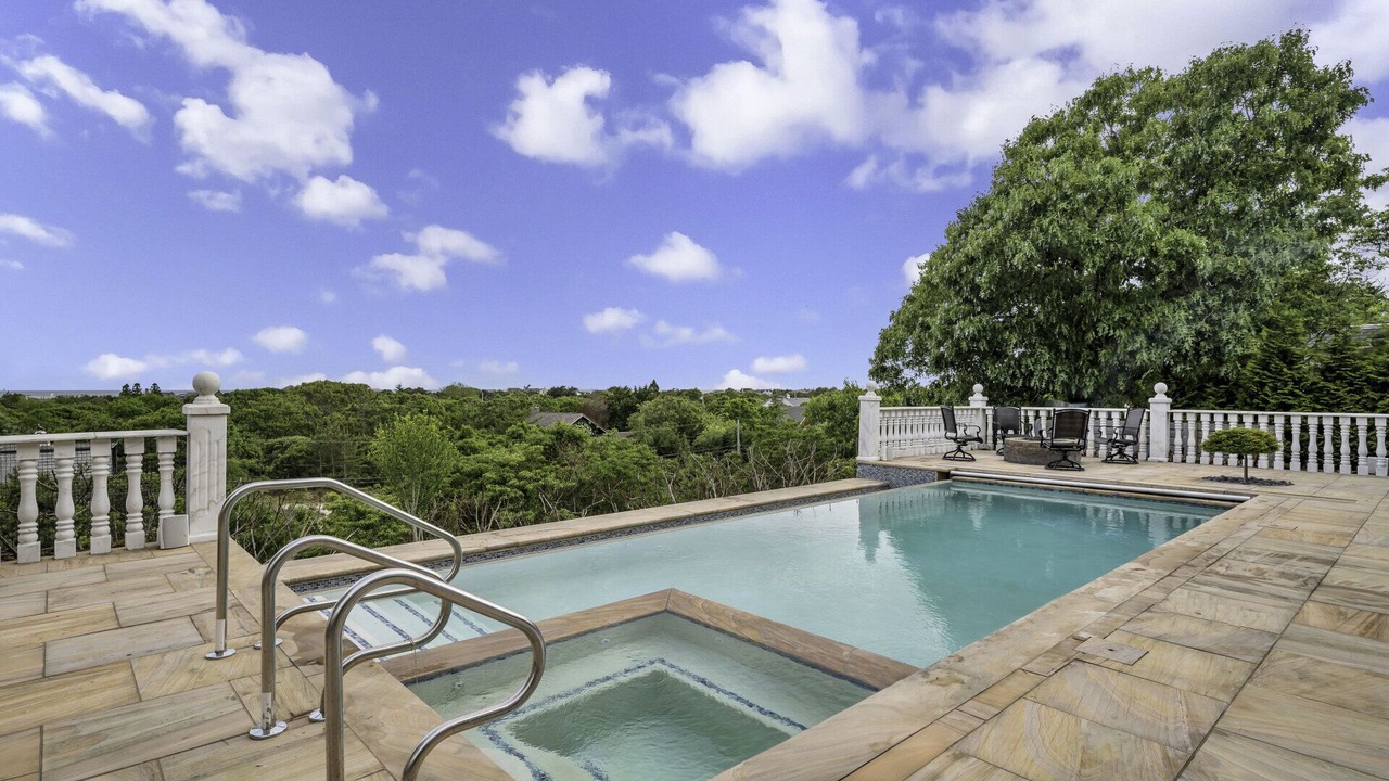 Photo of Outdoor in Beach Hampton