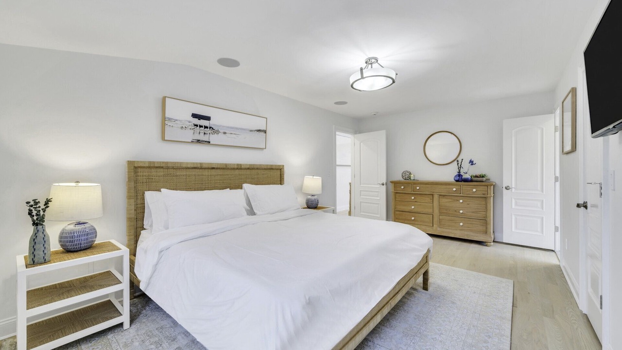 Photo of Bedroom in Beach Hampton