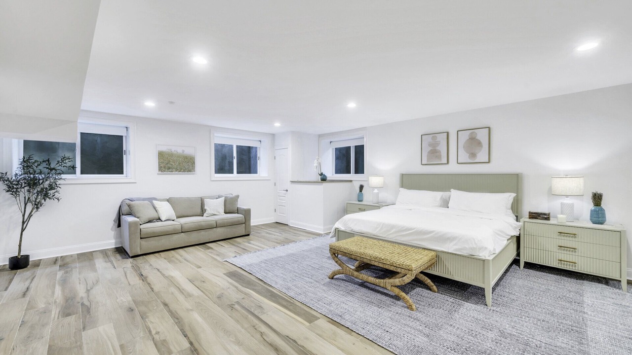 Photo of Bedroom in Beach Hampton