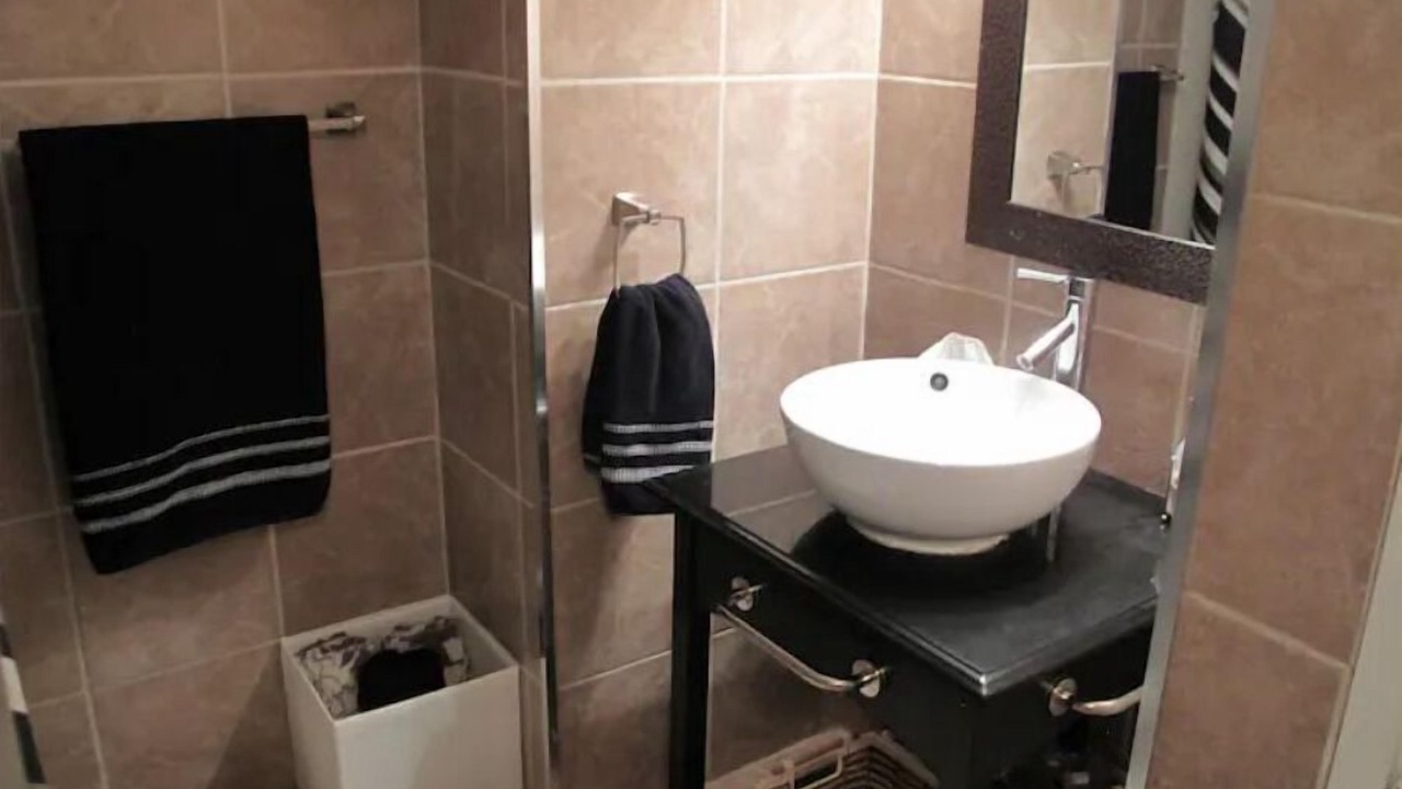 Photo of Bathroom in Shaughnessy Village