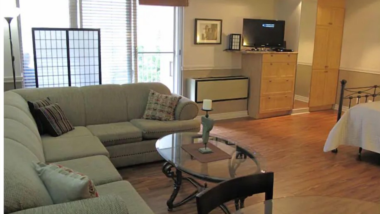 Photo of Livingroom in Shaughnessy Village