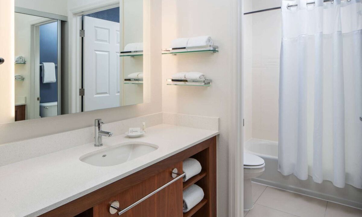 Photo of Bathroom in Arts/Warehouse District