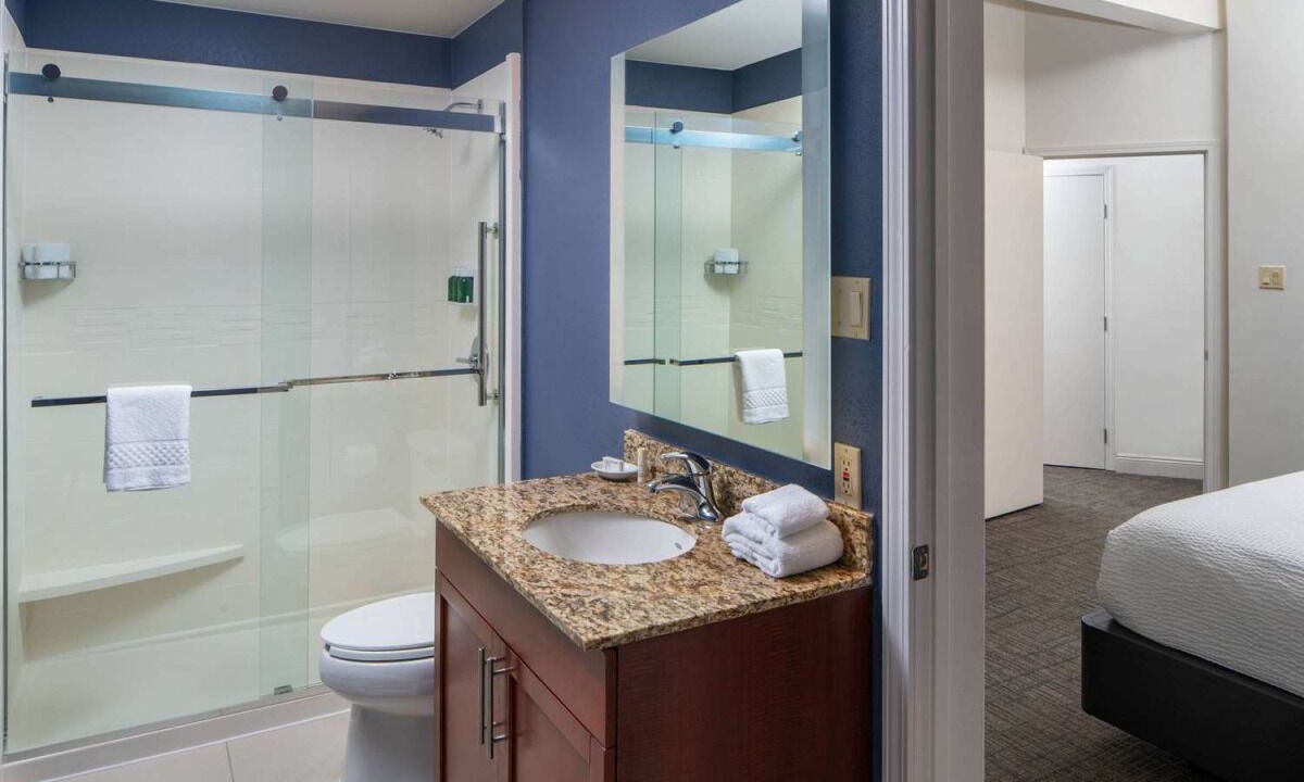 Photo of Bathroom in Arts/Warehouse District