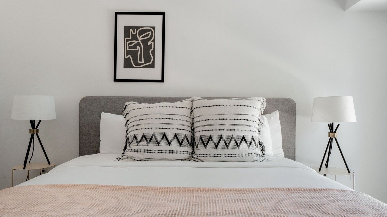 Photo of Bedroom in Sharon Heights
