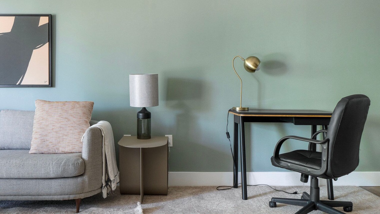 Photo of Livingroom in Sharon Heights