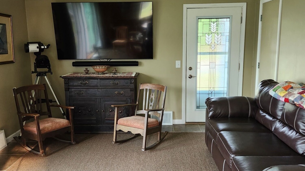 Photo of Livingroom in Onekama
