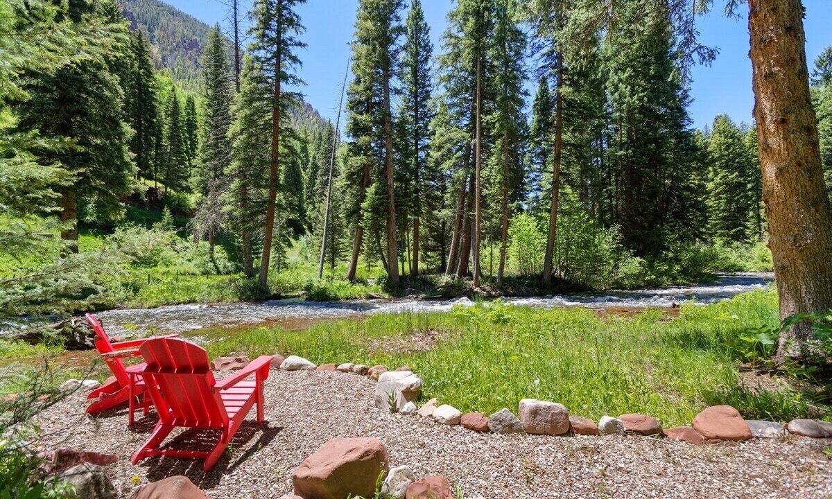 Photo of Others in Aspen