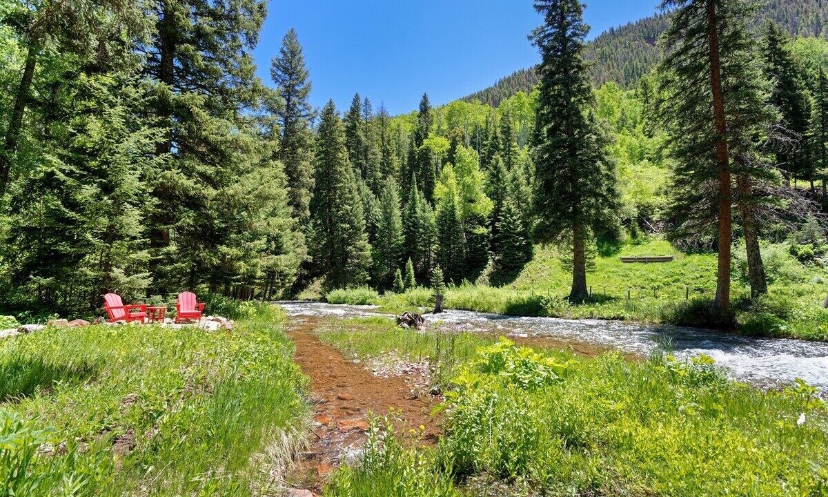Photo of Others in Aspen