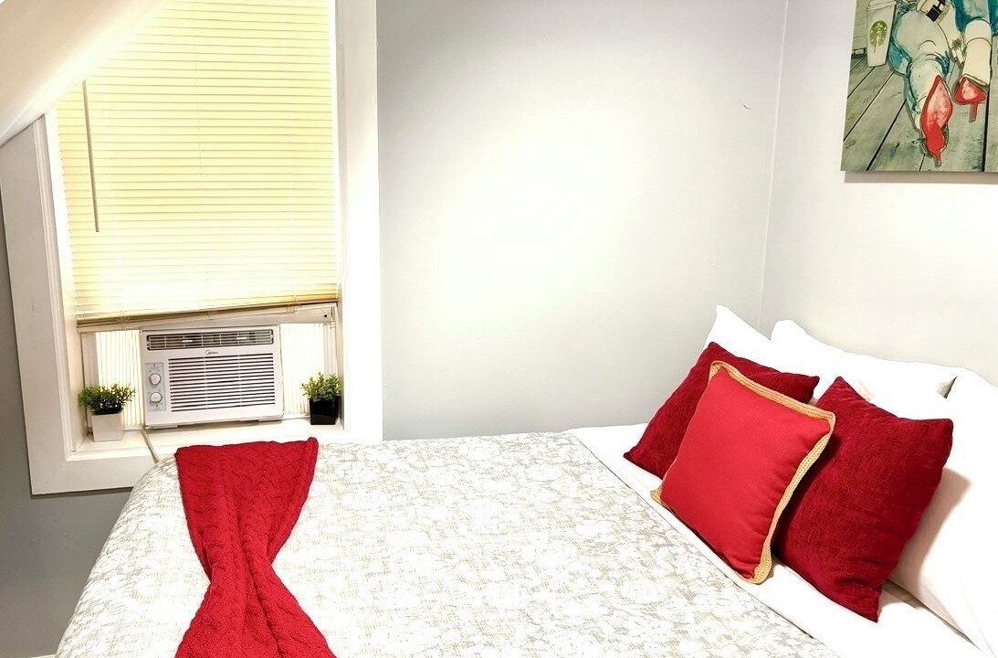 Photo of Bedroom in Noble Square