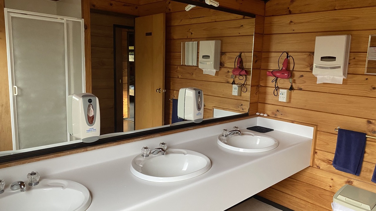 Photo of Bathroom in Ohakune
