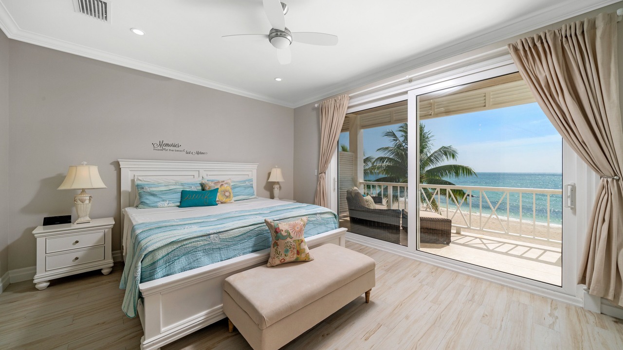 Photo of Bedroom in Palm Cay
